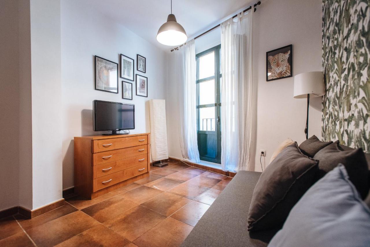 Homeyseville- Bright Apartment At Santa Cruz 6 Pax, Parking Optional Exterior foto