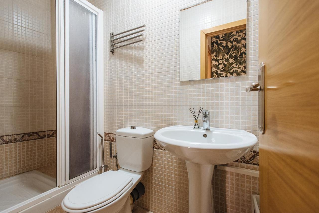 Homeyseville- Bright Apartment At Santa Cruz 6 Pax, Parking Optional Exterior foto