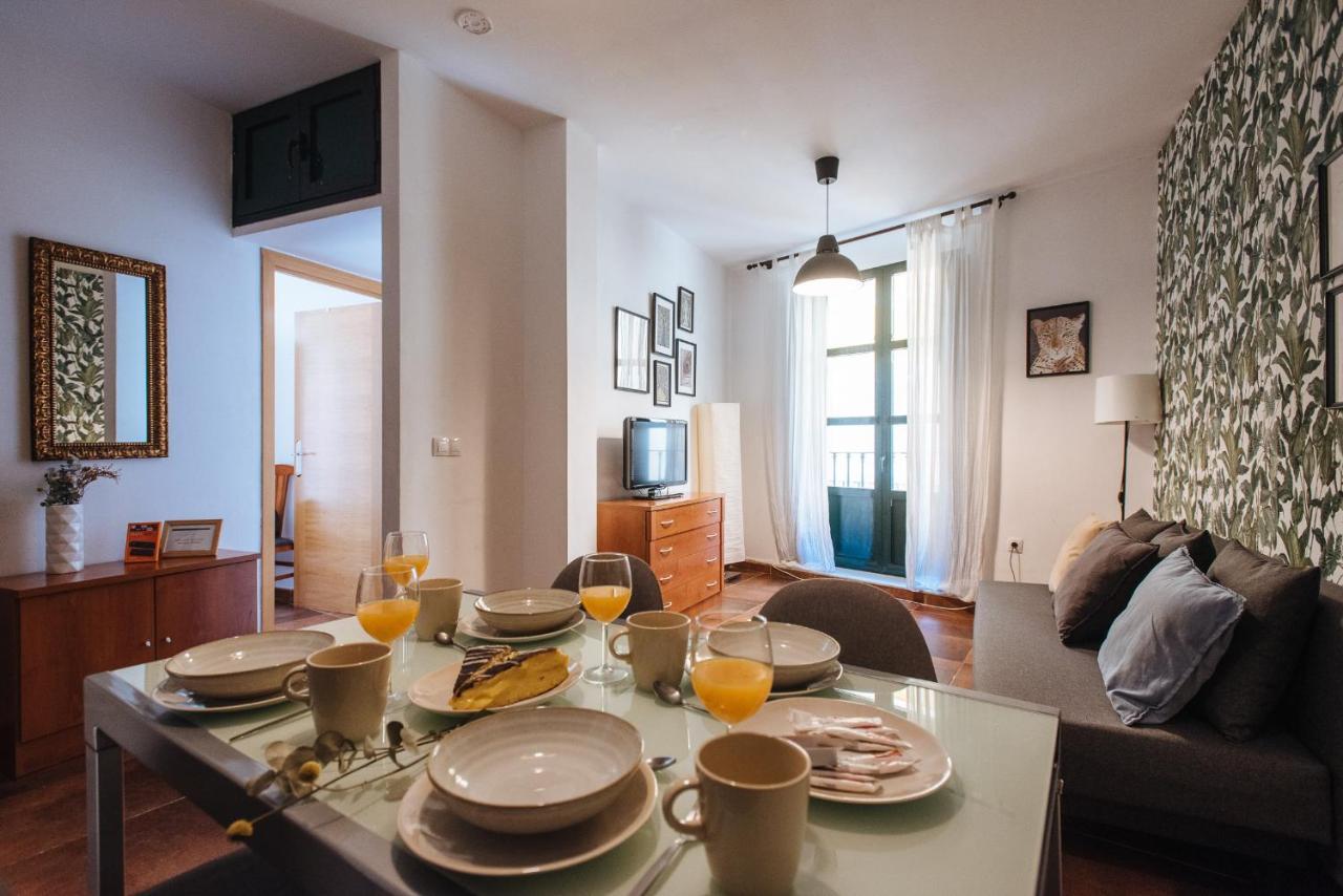Homeyseville- Bright Apartment At Santa Cruz 6 Pax, Parking Optional Exterior foto